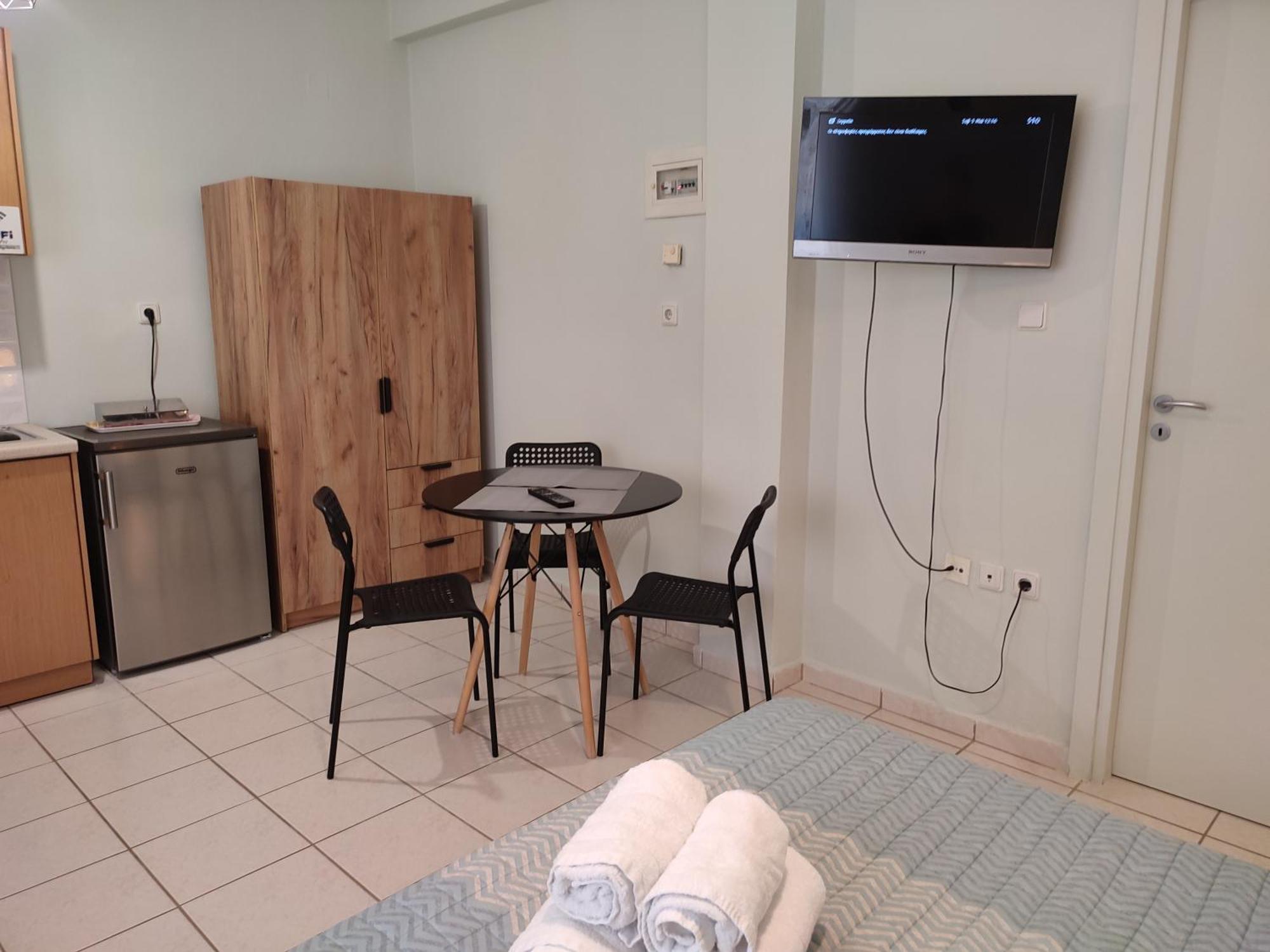 Kiki'S Cosy Apartments Nea Chili Экстерьер фото